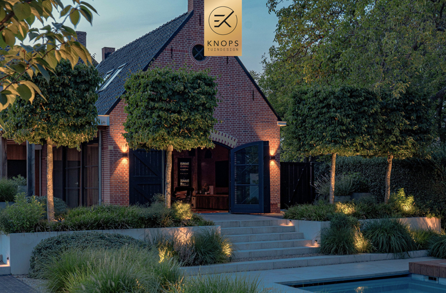 modern tuinontwerp stadstuin luxe tuin met zwembad mediterrane tuin luxury garden design exclusive garden villa garden