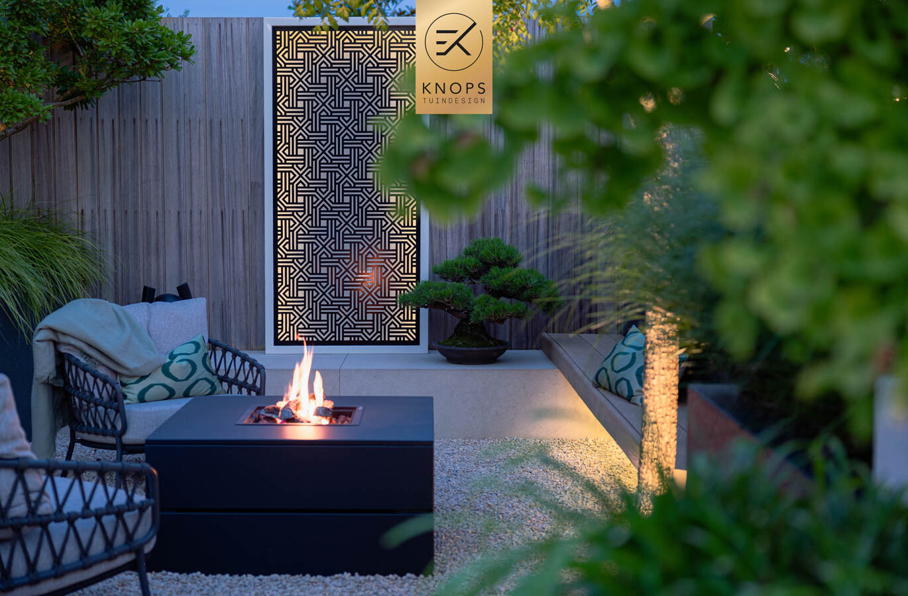 modern tuinontwerp stadstuin aan het water luxe tuin met zwembad mediterrane tuin luxury garden design exclusive garden villa garden