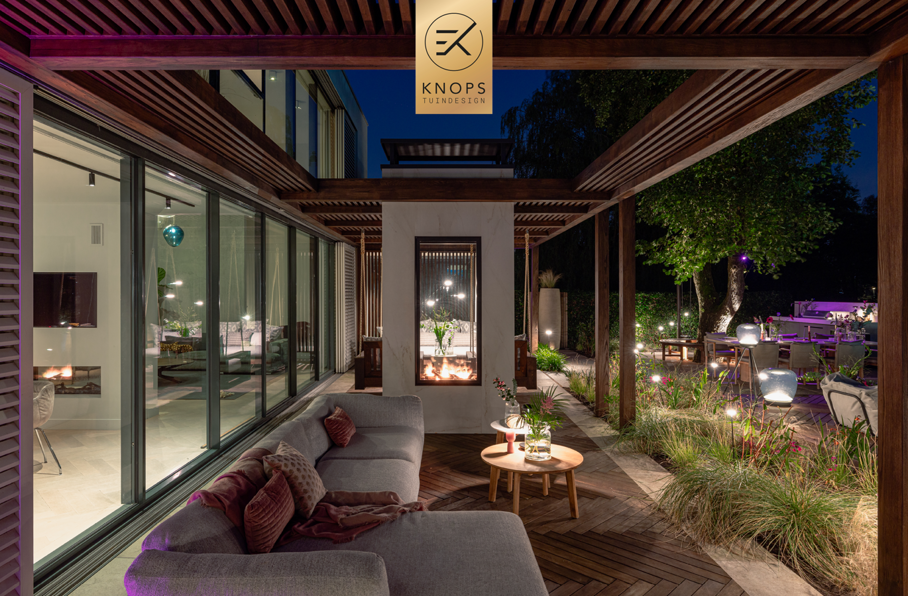 Ibiza stijl modern tuinontwerp wellnesstuin luxe tuin met zwembad mediterrane tuin luxury garden design exclusive garden villa garden
