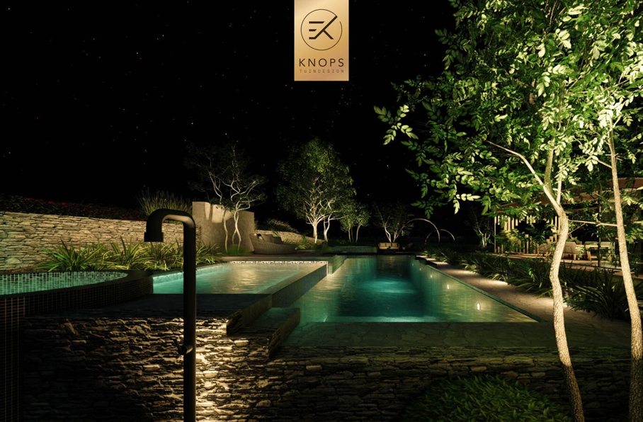 Villatuin zwemparadijs overloopzwembad bijzonder zwembad mozaiek keramiek sedumdak beschut poolhouse buitenleven buitenhaard vlonder tuinontwerp luxe designtuin hoog design wellnesstuin meerstammige bomen luxe erik knops tuindesign